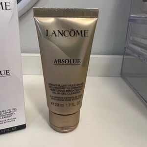 Lancome Absolue Nurturing Brightening Oil-in-Gel Cleanser - Gold